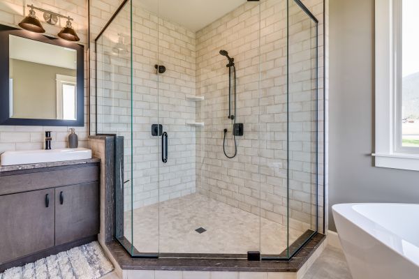 Shower Stall Replacement in Lutz